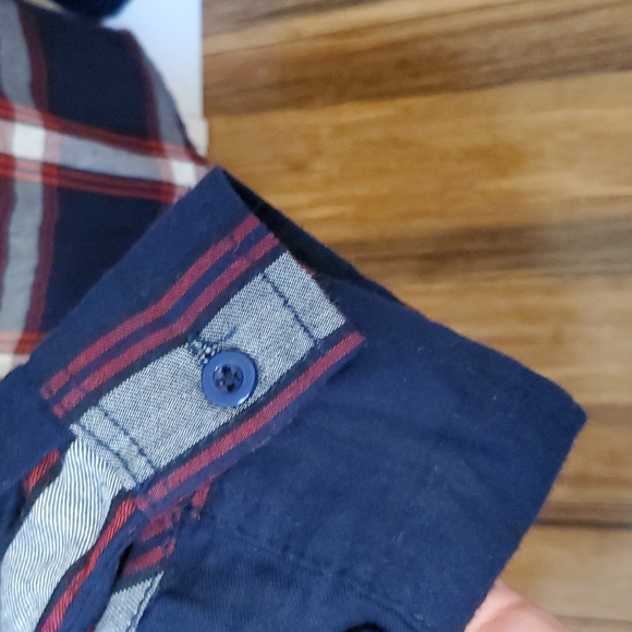 Plaid Button-down Top - Picture 6 of 7